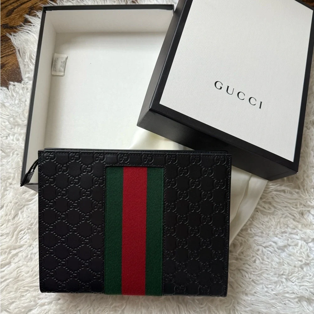 Gucci Signature Web Pouch/ Clutch - Picture 2 of 7